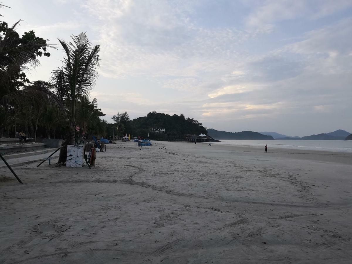 Homestay Barakah Cenang Langkawi Pantai Cenang  Exterior foto